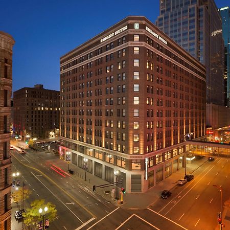 Embassy Suites By Hilton Minneapolis Downtown Hotel Ngoại thất bức ảnh