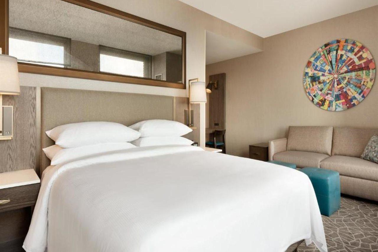 Embassy Suites By Hilton Minneapolis Downtown Hotel Ngoại thất bức ảnh