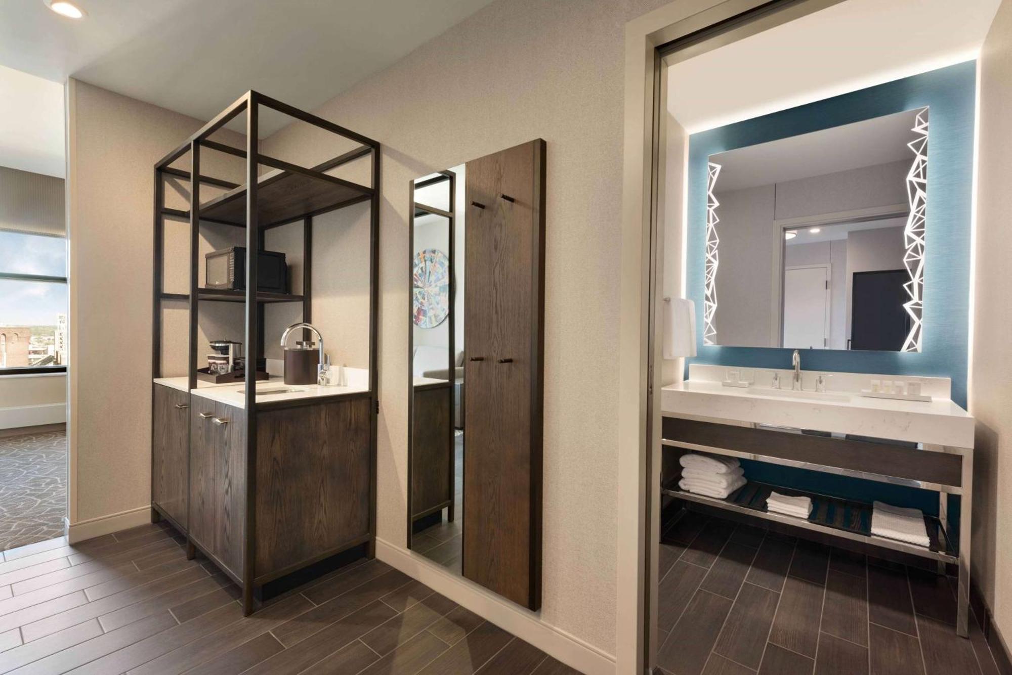 Embassy Suites By Hilton Minneapolis Downtown Hotel Ngoại thất bức ảnh