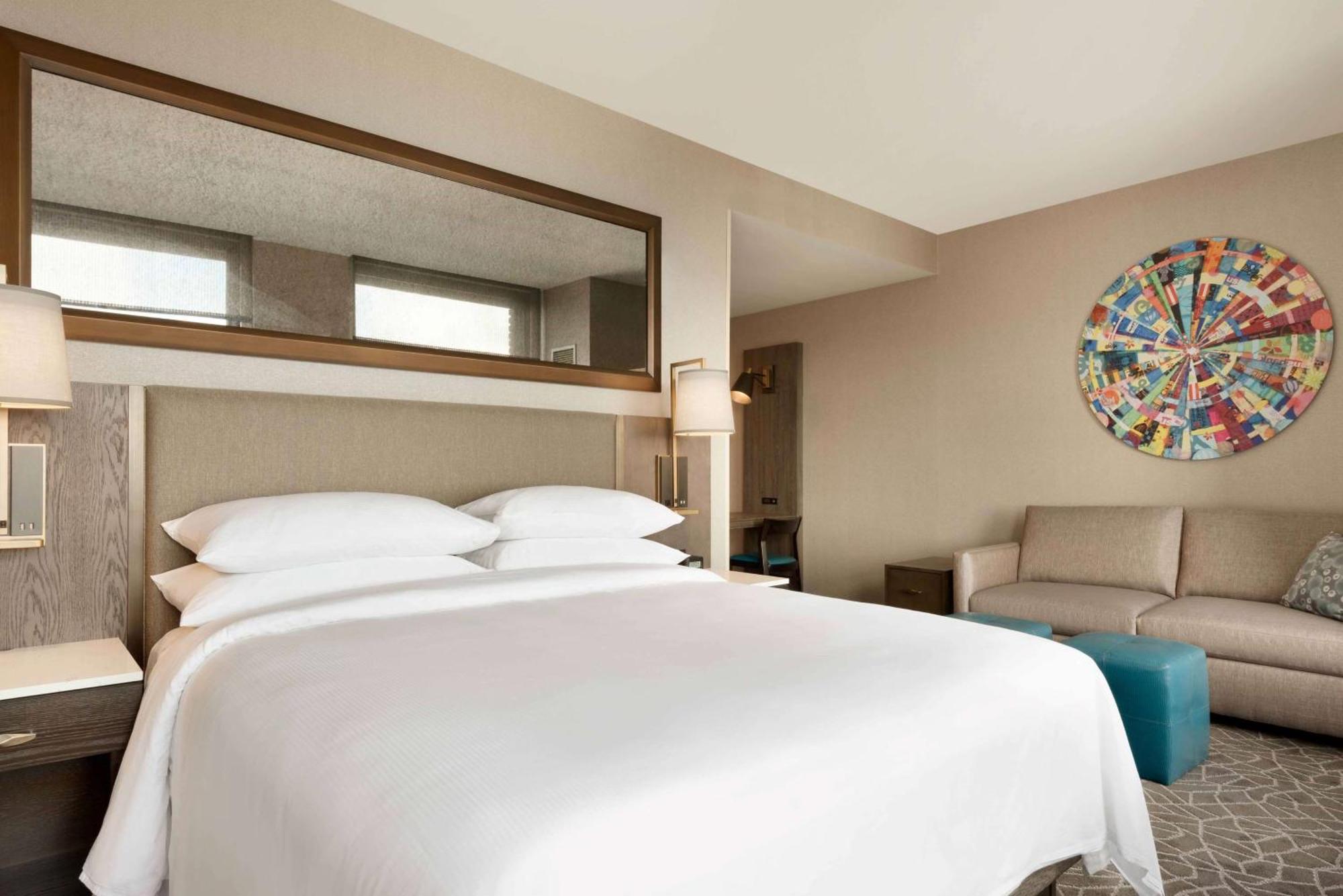 Embassy Suites By Hilton Minneapolis Downtown Hotel Ngoại thất bức ảnh