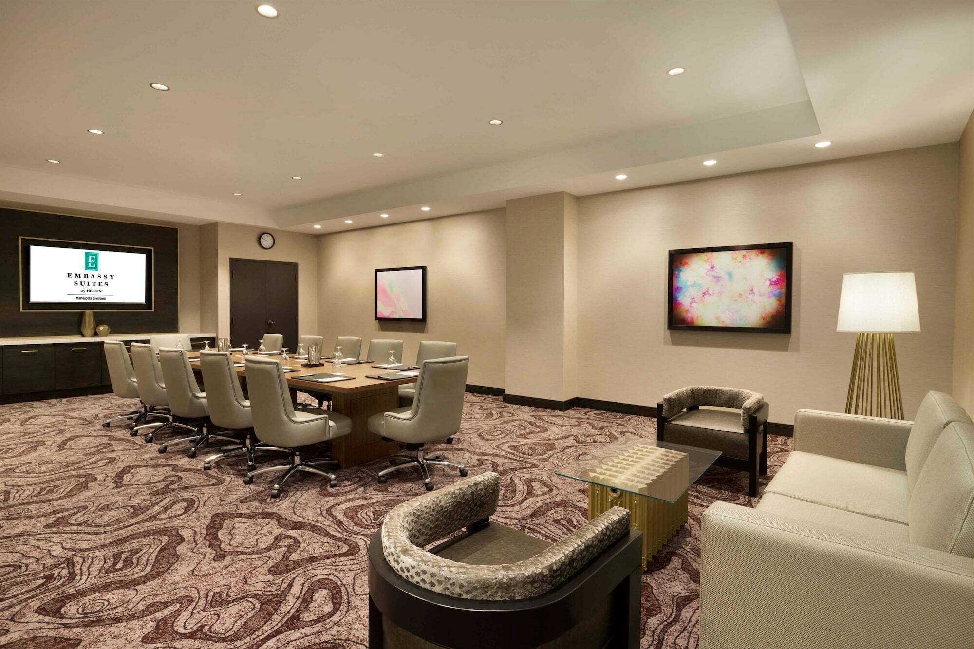 Embassy Suites By Hilton Minneapolis Downtown Hotel Ngoại thất bức ảnh