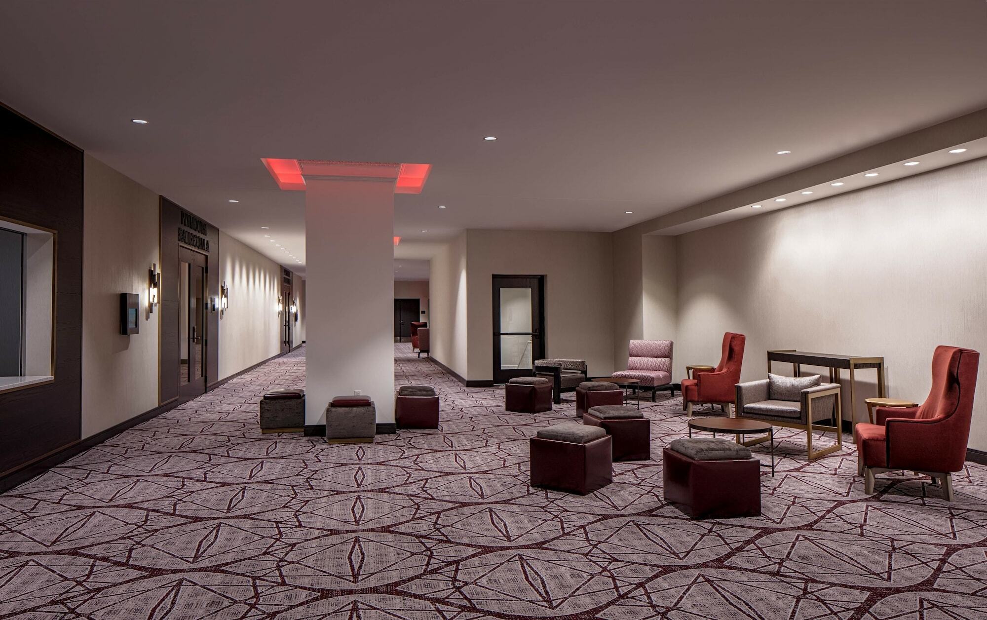 Embassy Suites By Hilton Minneapolis Downtown Hotel Ngoại thất bức ảnh